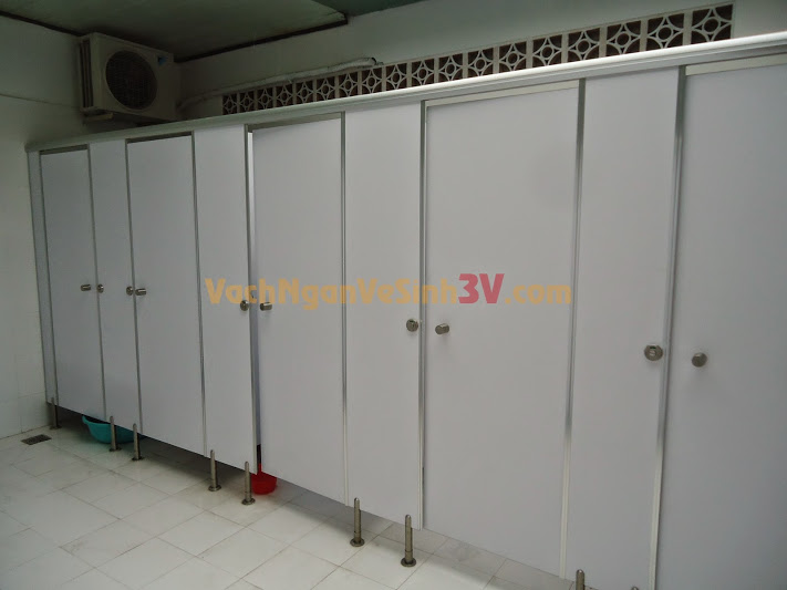 Vach ngan ve sinh Composite 27.3