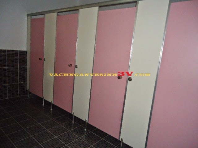 Vach ngan ve sinh gia re 3.2